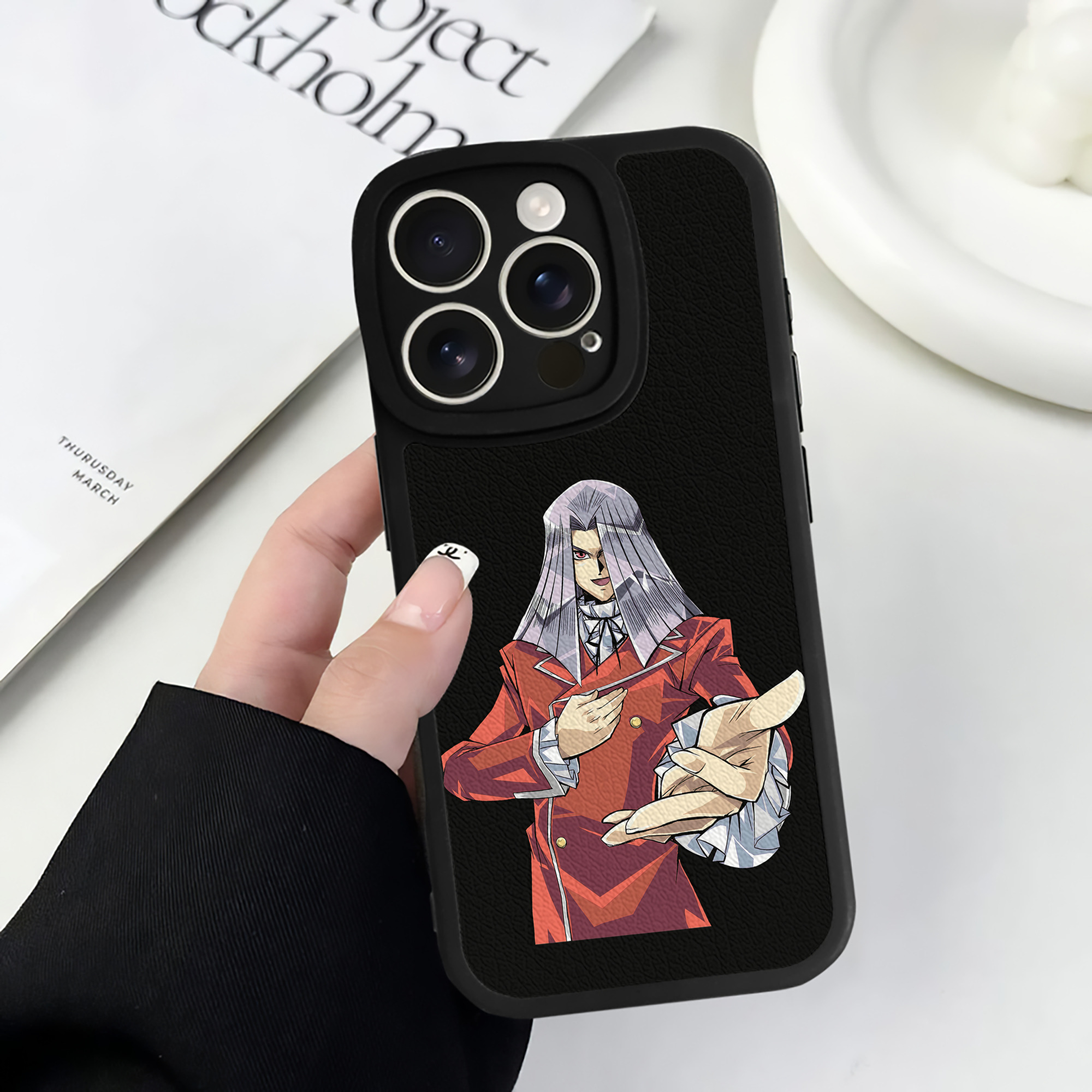 （画像用） 遊☆戯☆王 Yu-Gi-Oh! 【iPhone 16シリーズ対応】シリコンスマホケース（レザー調） 材質：シリコン